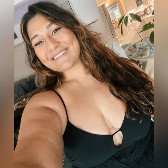 Who I Am! - Picture 2 of 5